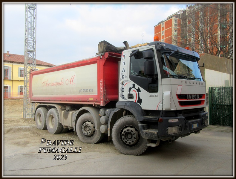 Iveco Trakker 410T45 Accomando.jpg