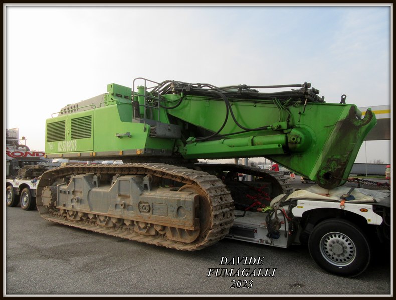 Liebherr R974 Ecodem (2).jpg