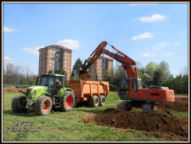 Hitachi Zaxis 240N Baronchelli 003.jpg