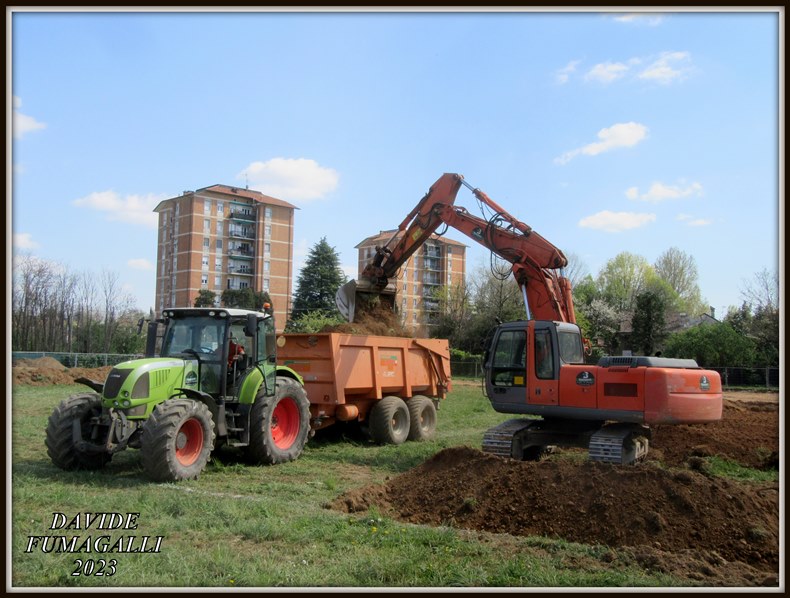 Hitachi Zaxis 240N Baronchelli 004.jpg