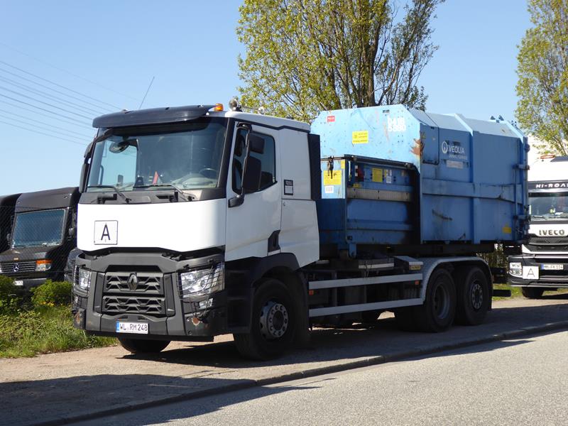 Renault C 460 Abrollkipper Weiss 1 (Copy).jpg