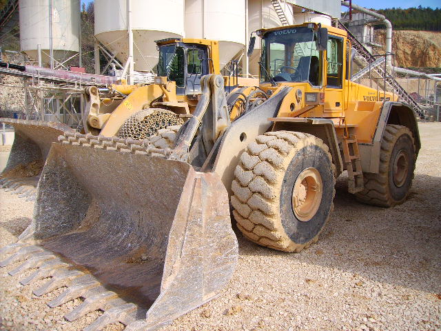 caricatore L220 E volvo Attachment