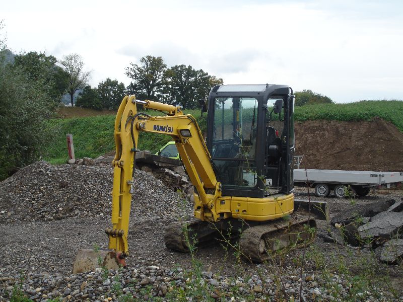 Komatsu PC 30.jpg