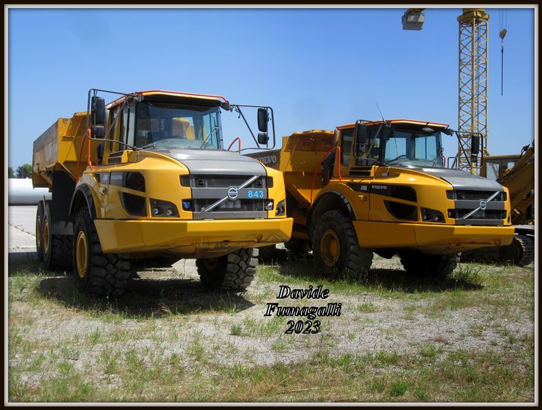 Volvo A30G 003.jpg