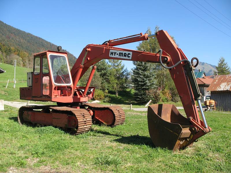 HM 580BT.jpg
