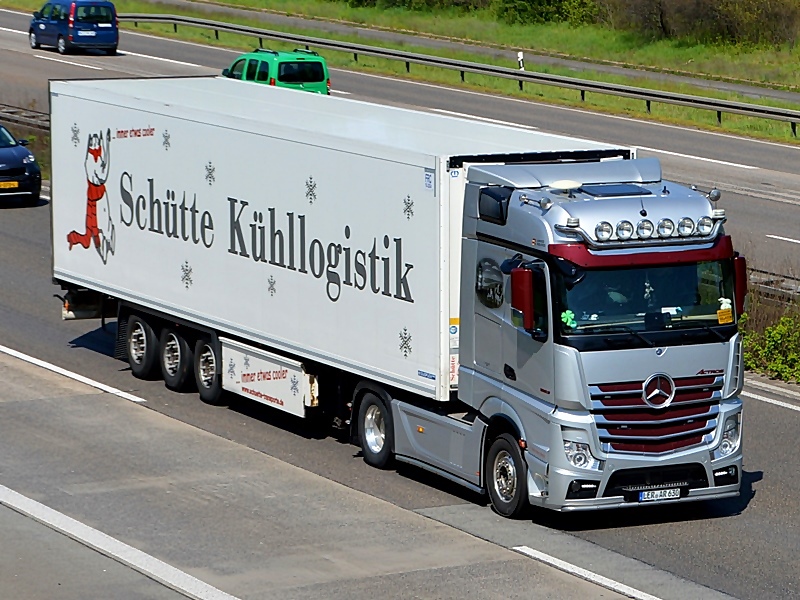 Actros, Sch&uuml;tte Logistik, LER-AR 630 0211.jpg
