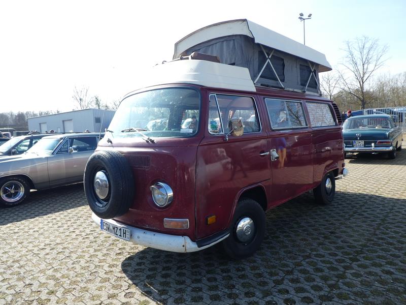 VW T2a Camper Zwitter Rot 2 (Copy).jpg