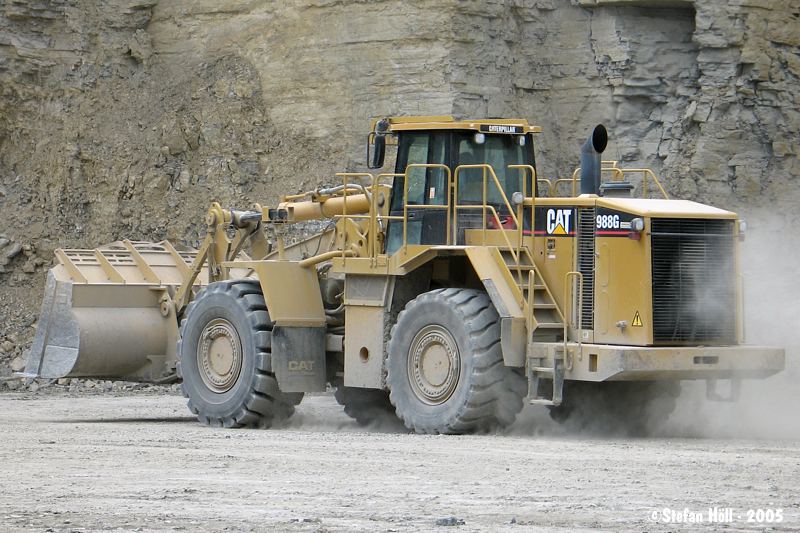 Cat988G_01.jpg