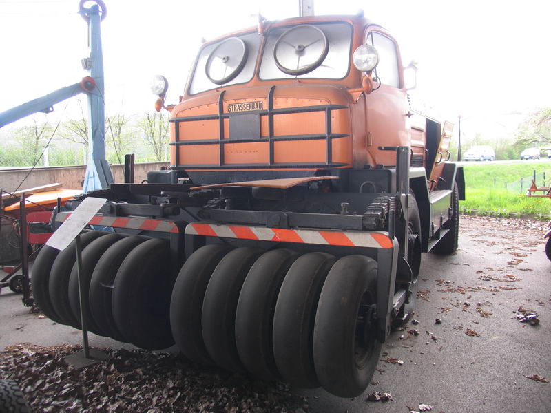 hs8-2.jpg