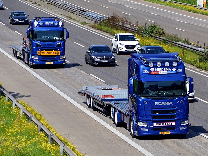 Miedema, double shot, NL 0024.jpg