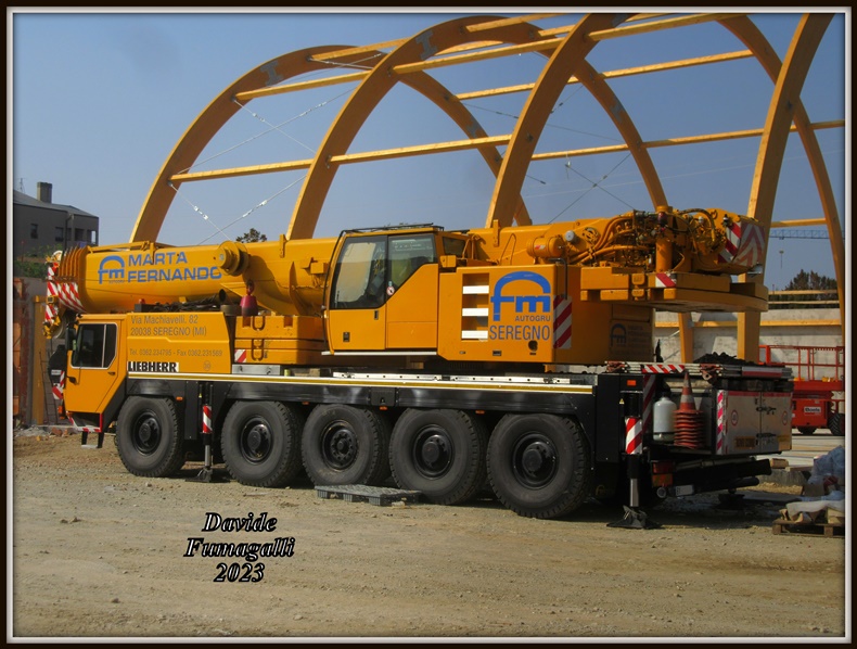 Liebherr LTMXXXX Fernando Marta 002.jpg