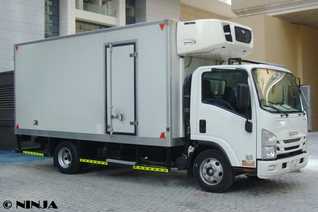  Isuzu_Forward_N75_190_4x2_Isotherm_UAE_0
1_resize.jpg