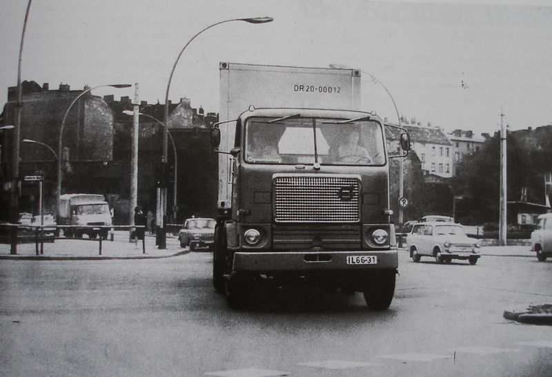 Volvo F 88 DDR 1968 Berlin (3).jpg