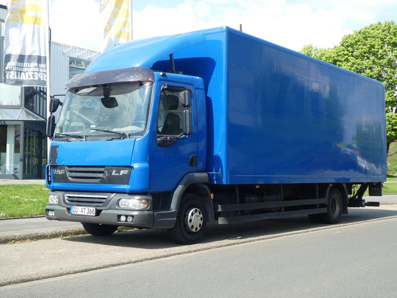 DAF LF 45.220 7111 Blau 1 (Copy).jpg