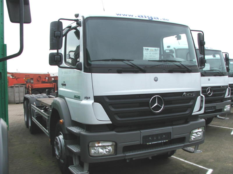 MB AXOR 003 (2) (2).jpg