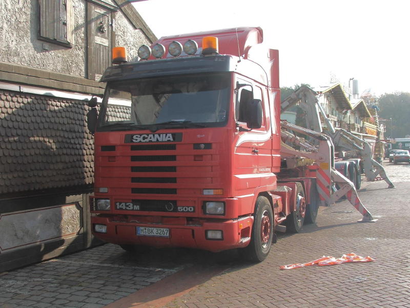 Renoldi Scania 143M 500 Seitenlader DSC00369 (2) (2).jpg