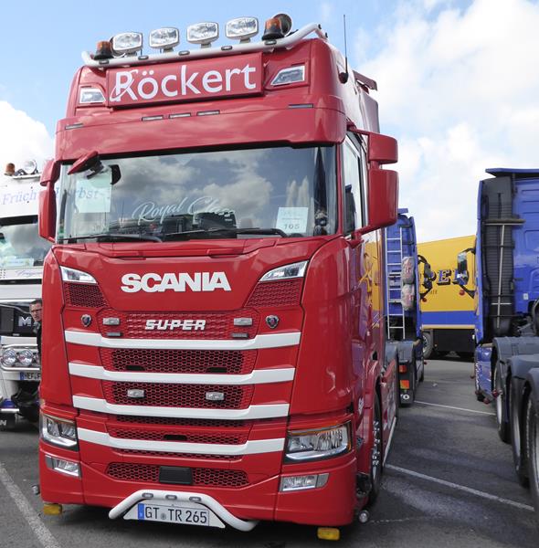 Scania New Röckert 4 (Copy).jpg