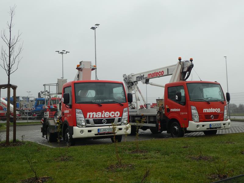 Nissan Cabstar NT 400 35-12 Mateco Rot 11 (Copy).jpg