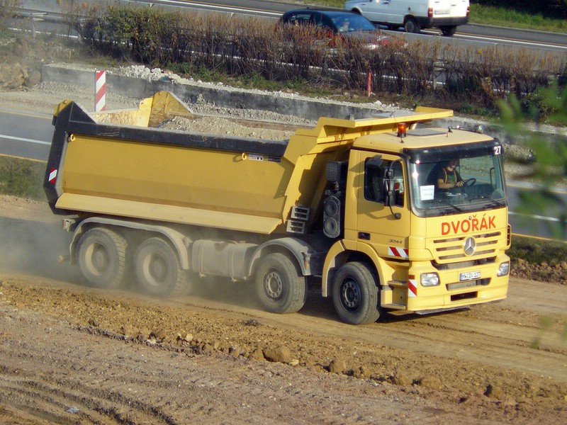 P1050276_comp.jpg