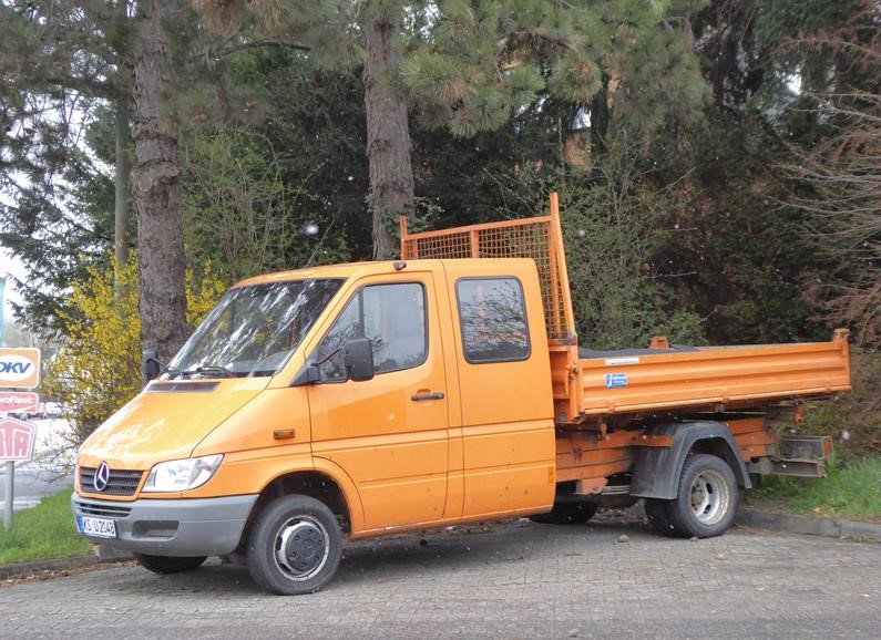 MB Sprinter Doka Kipper Orange 2 (Copy).jpg