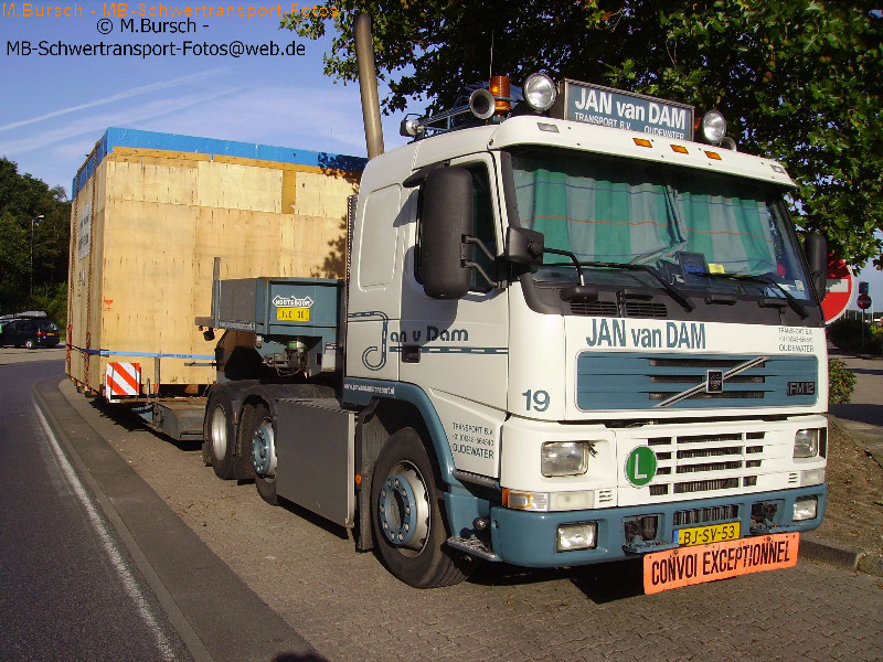  Volvo-FM12-van-Dam-BJSV53-Bursch-310707-
02.jpg