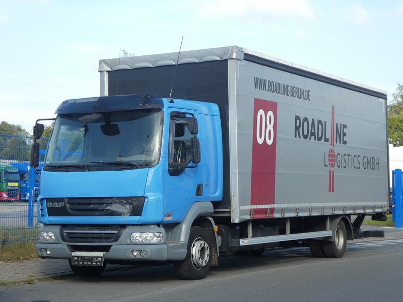 DAF LF 45.220 Roadline logistics 1 (Copy).jpg