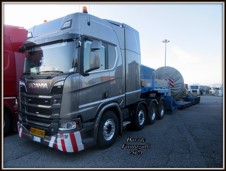 Scania R590 Marraffa 001.jpg