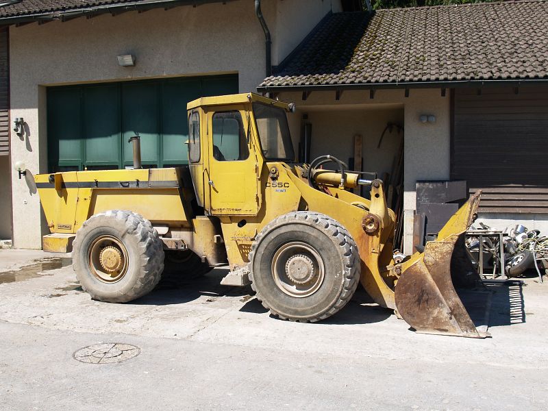 caricatore gommato 55c hanomag -mf massey e ferguson Attachment