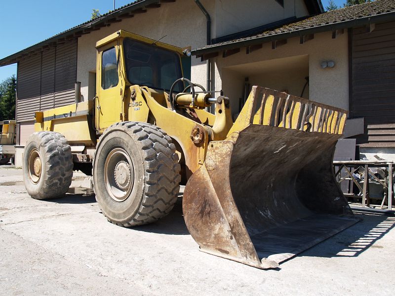 caricatore gommato 55c hanomag -mf massey e ferguson Attachment