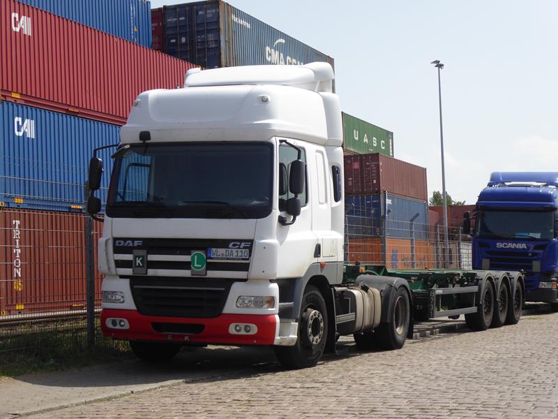 DAF CF 85.460 SZM Weiss 6 (Copy).jpg