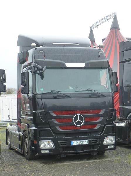 MB Actros 1844 MP3  Zirkus des Horrors 1 (Copy).jpg