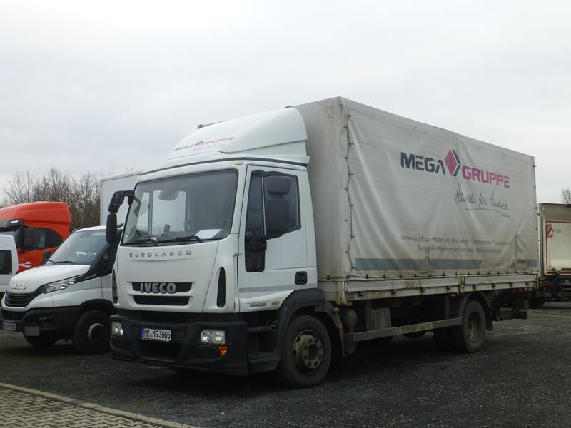 Iveco Eurocargo 120E22 Mega Gruppe 8 (Copy).jpg