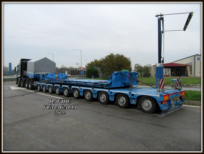 Iveco Trakker 560 Marraffa 005.jpg