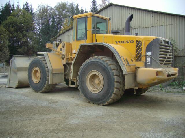 caricatore L220 E volvo Attachment