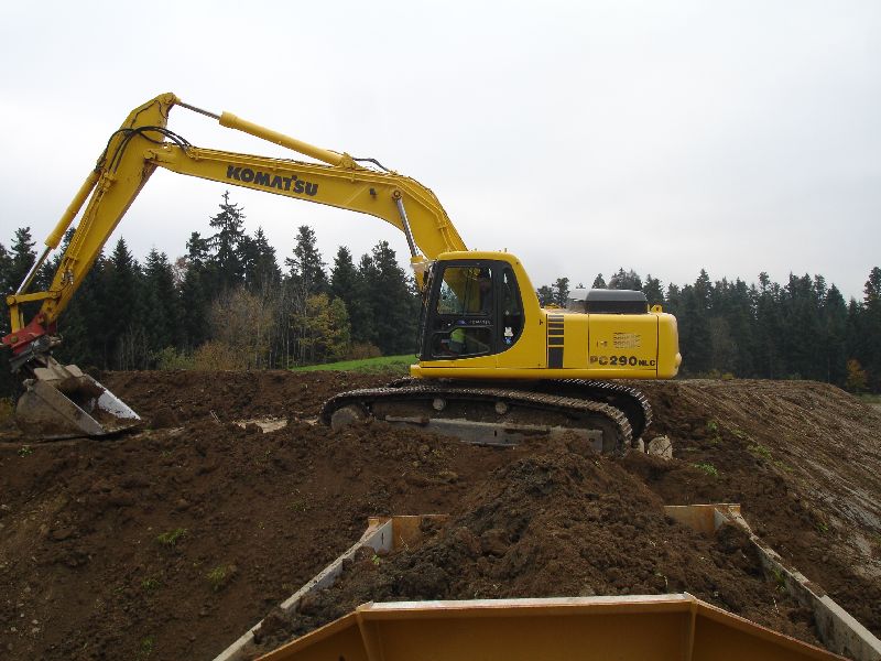 escavatore komatsu Attachment