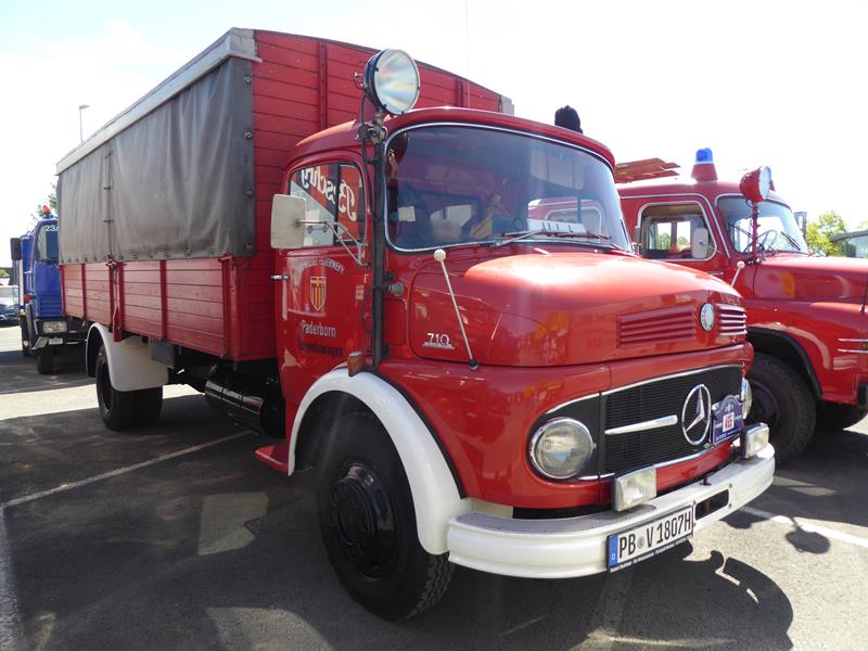 MB 710 Feuerwehr Paderborn 1 (Copy).jpg