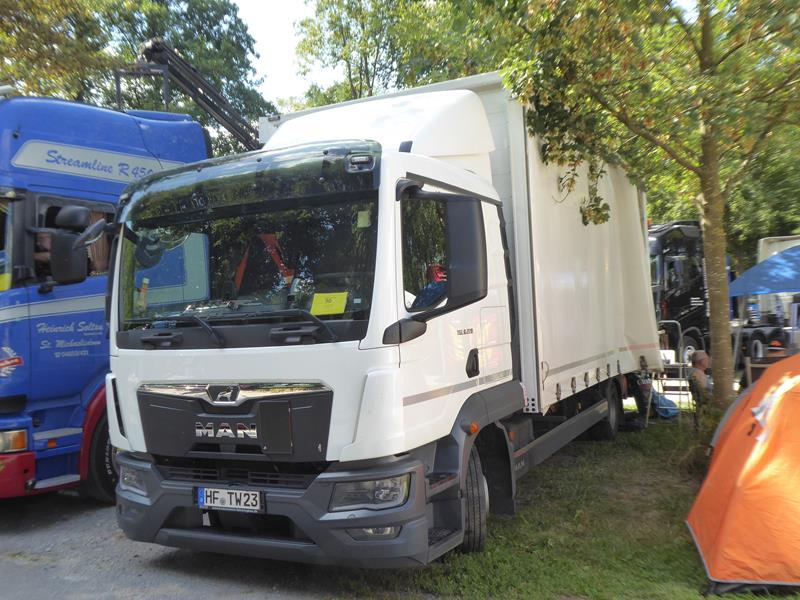 New MAN TGL 8.220 Pritsche Weiss 6 (Copy).jpg