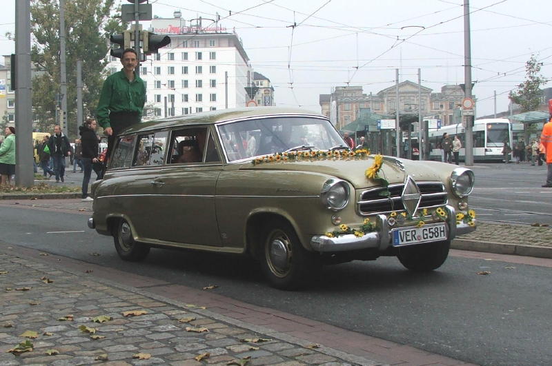 Borgward Isabella Kombi DSC00170 (2) (2).jpg