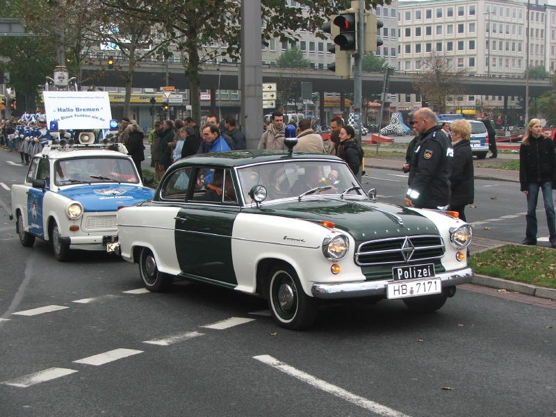 Borgward Isabella Polizei DSC00164 (2) (2).jpg