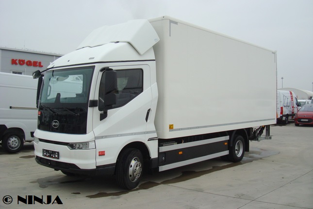 BYD_ETM6_4x2_ISO_ZC_03.jpg