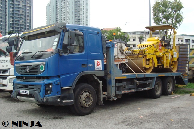 Volvo_FMX370_6x6_TOW_SGP_01.jpg