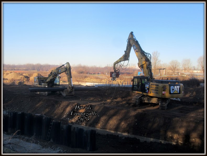 Caterpillar 340F Colombo Severo (2).jpg