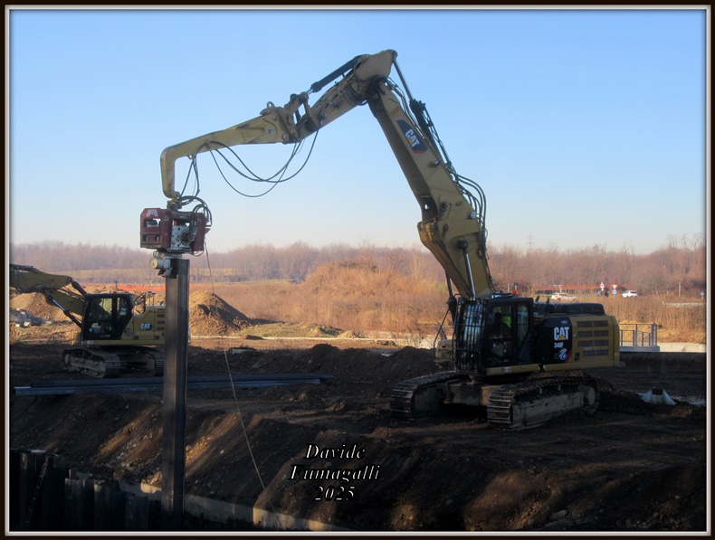 Caterpillar 340F Colombo Severo (3).jpg