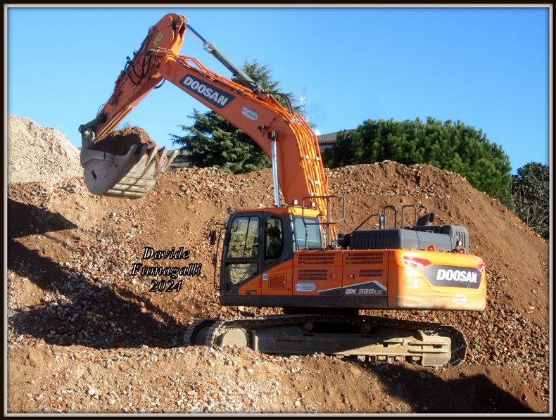Doosan 300 (3).jpg
