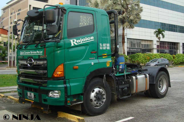 Hino_700_SH_2041_4x2_NT_SGP_15.jpg