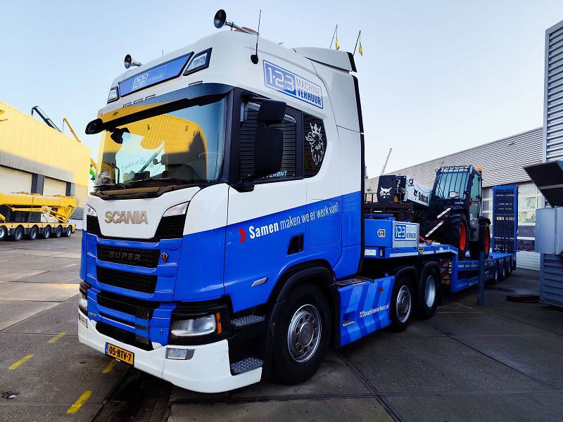 123 Machineverhuur BV 0002.jpg