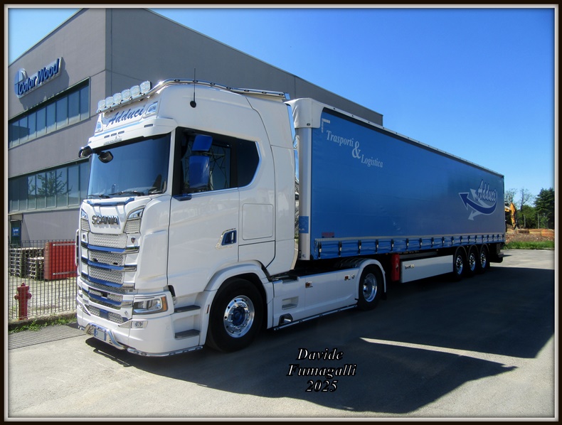 Scania 580S Adduci.jpg