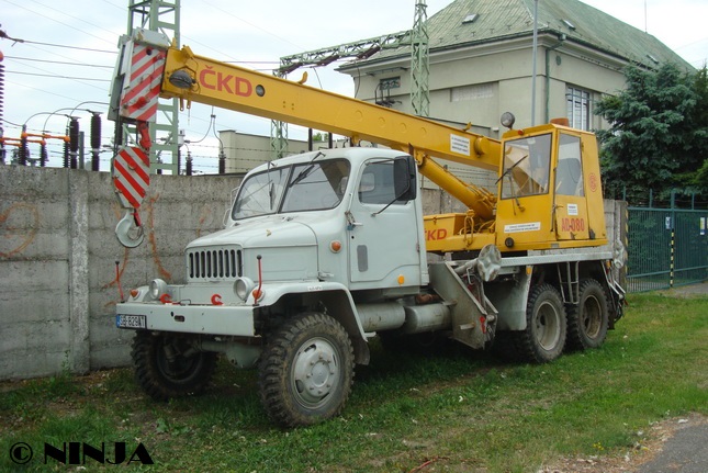 Praga_V3S_6x6_AD_080_19.jpg