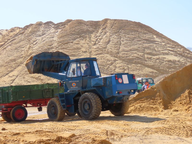 jcb.jpg