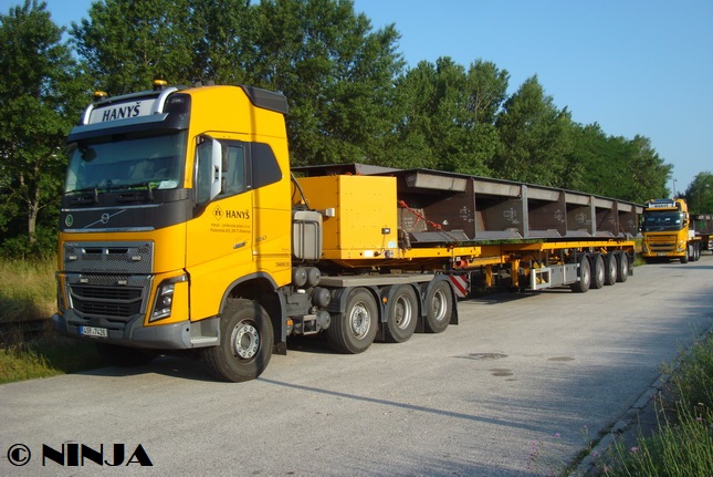 Volvo_FH650_E6_8x4_NT_11.jpg